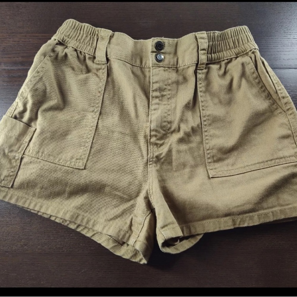 Vanilla Star Tan Cargo Shorts for Women